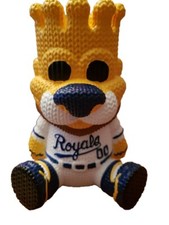 Sluggerrr Collectible Vinyl Figure 175 Knit Ser. Made by Robots KC Royals Mascot
