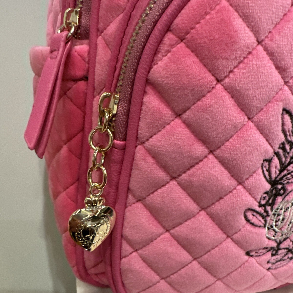 JUICY COUTURE ROYAL MOMENT BACKPACK JUICY PINK NWT With 