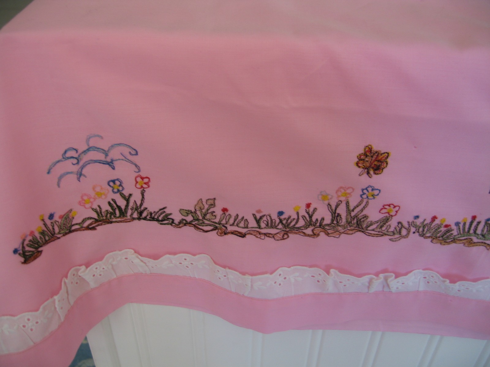 Adorable Embroidered Ducks Cotton Baby Crib Blanket With Matching