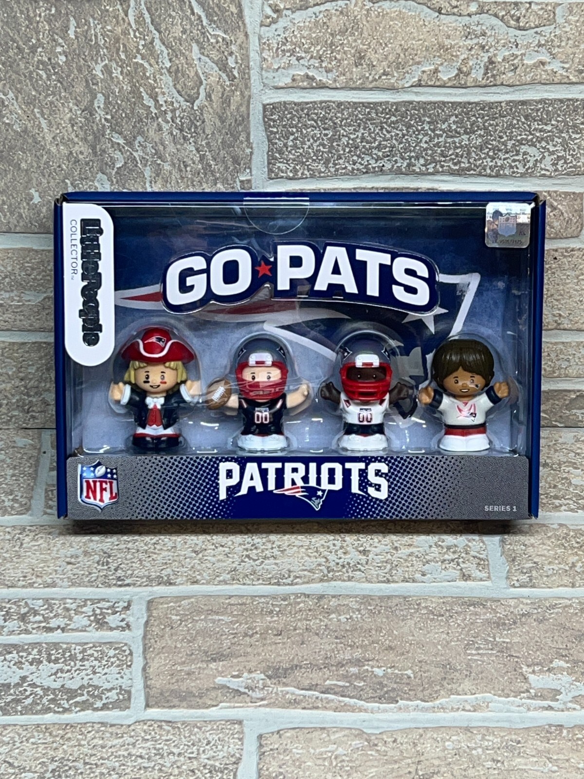 Fisher-Price Little People Collector NFL New England Patriots Football Series 1