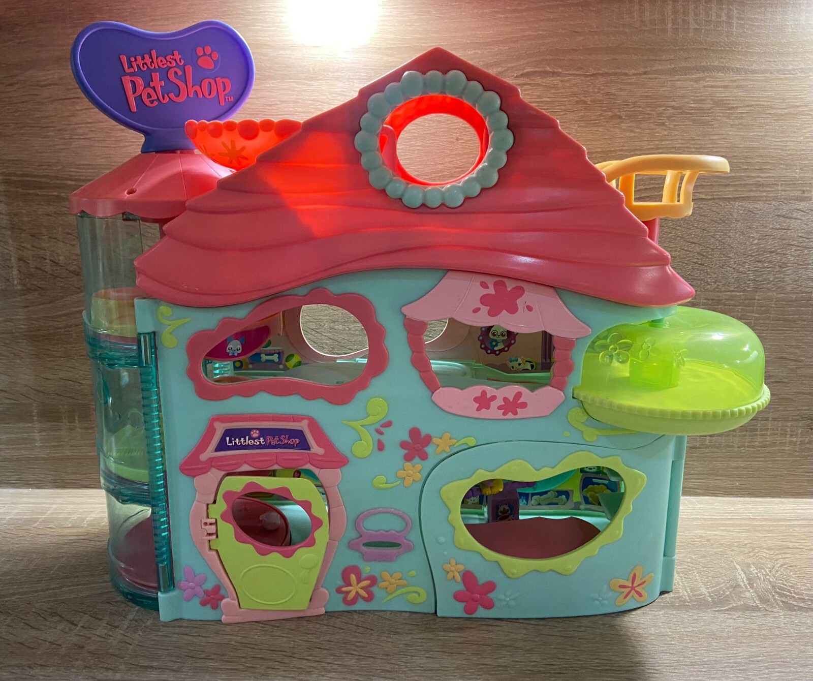 Littlest Pet Shop LPS Biggest House Play Set 2005 + Pets & Accessories