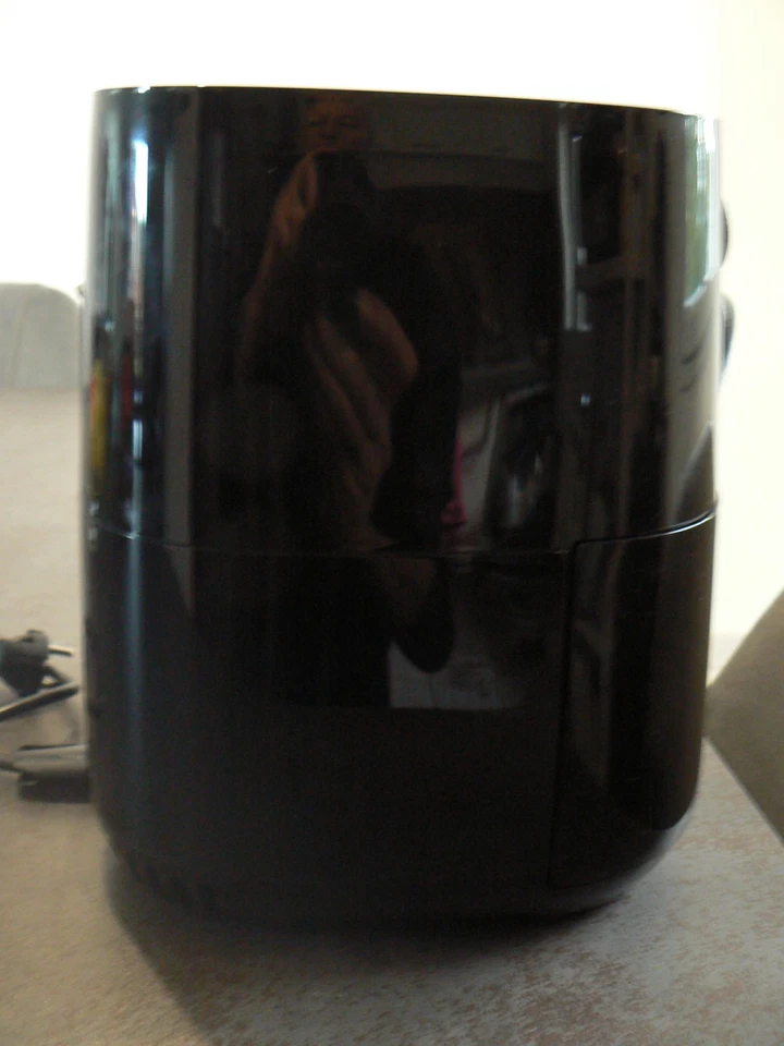 Airfryer Friteuse Sans Huile 4,1L PHILIPS 1400W - HD9200/90 - 4 Personnes - NOIR - Photo 4/4