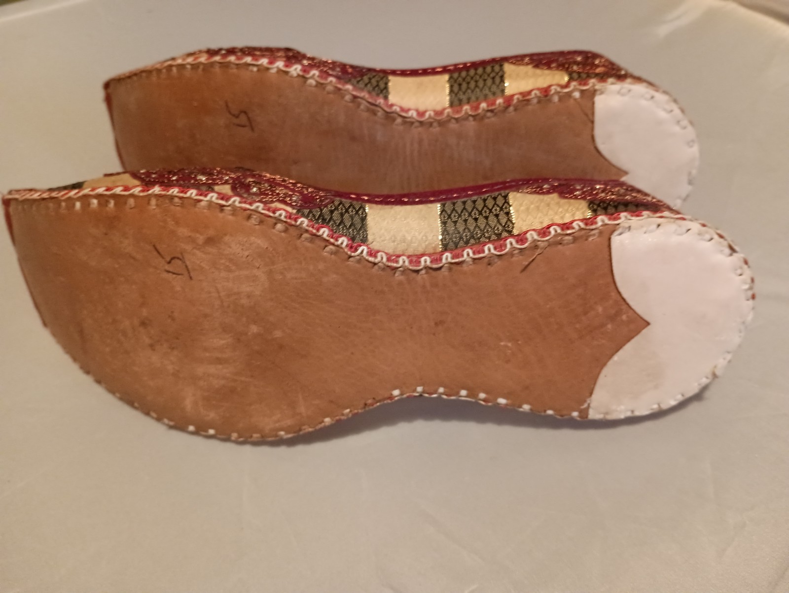 PANTOFOLA D’ORO Scarpe uomo indiane Mojari Jutti taglia 10 11 US fatte a mano ricamate etniche slip on