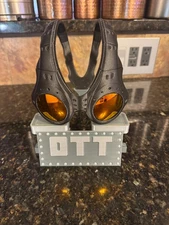 FDM  Oaklie Over The Top OTT Sunglasses Display Stand Multicolor