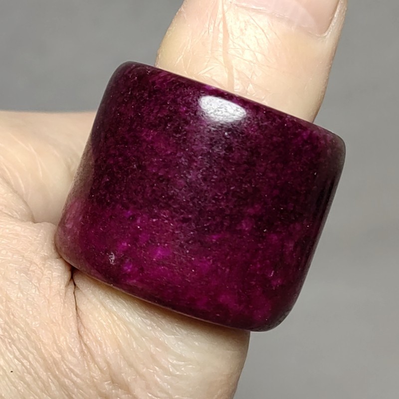 23 mm Chinese Red Jade Hand Carving Thumb Ring or Pendant Gift Collection