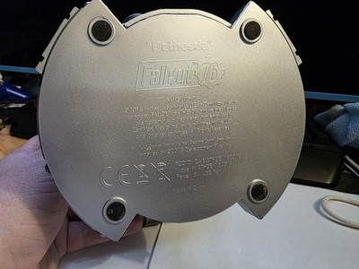 Fallout 76 T-51 Power Armor Helmet - Gesture Control Bluetooth