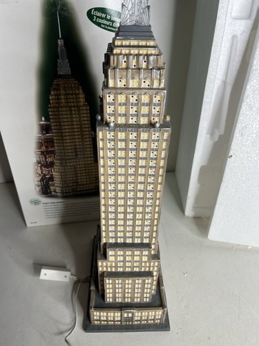 Department 56 Empire State Building Christmas in the City Serie 56.59207 Lesen - Bild 16 von 19