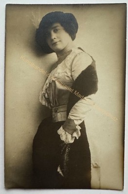 orig. Foto AK Dame Frau Mode Kleidung um 1910 PHOTOS curt Berger Berlin