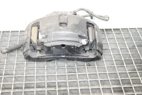 BMW 6 Gran Coupe F06 Bremssattel vorne rechts 6786818 3.00 Petrol 23393737