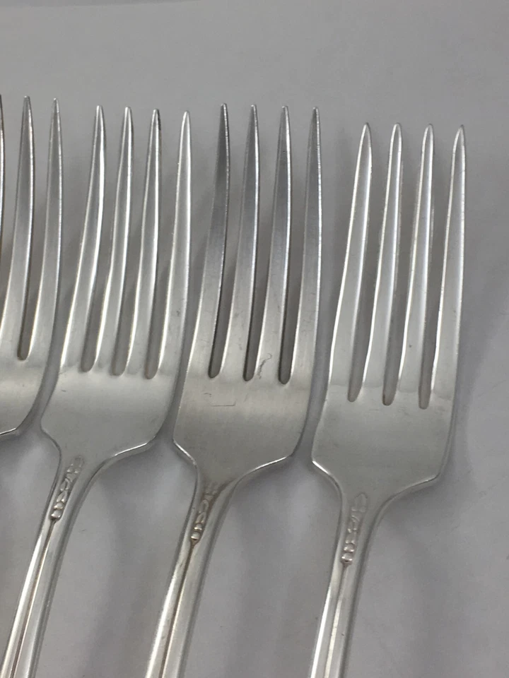 Cubiertos 4 tenedores de cena Wm Rogers 1941 PRISCILLA LADY ANN plateados Foto 2 de 4