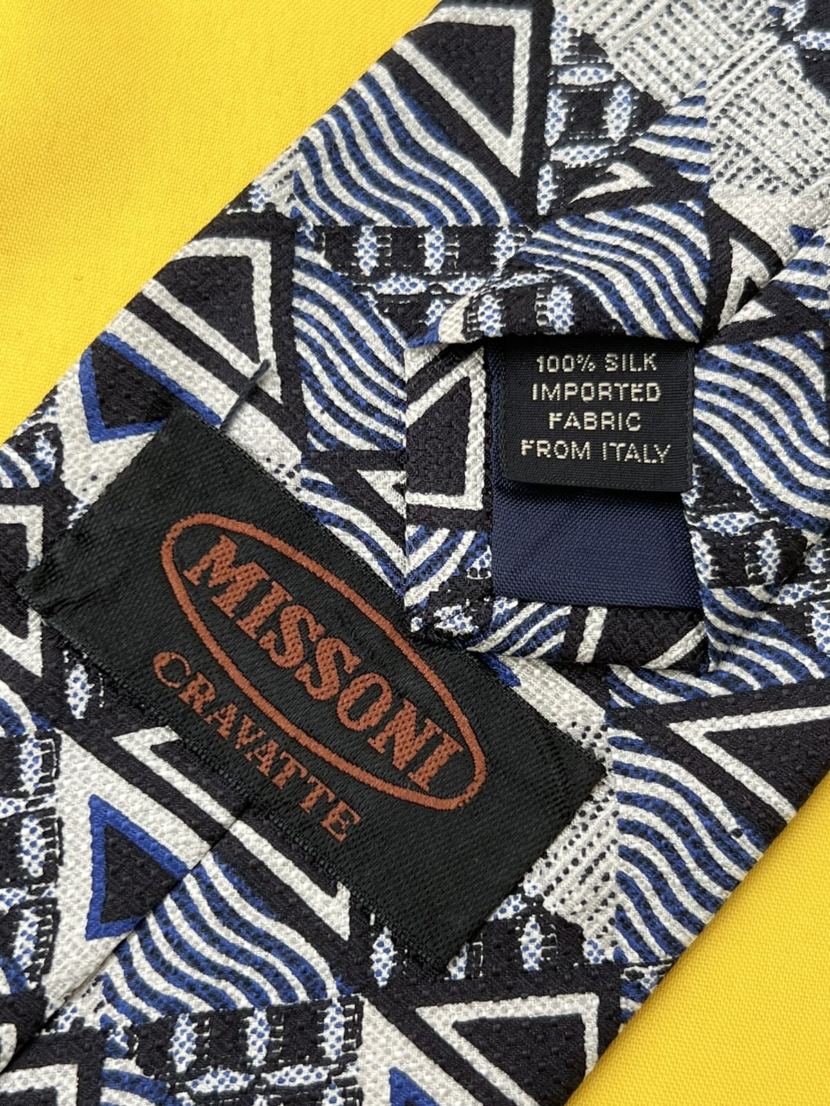 Authentic MISSONI Abstract Three Angle Design On … - image 6