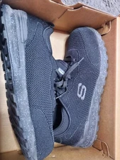 Skechers With Memory Foam Composite Toe Shoes Size 9 (Women's)