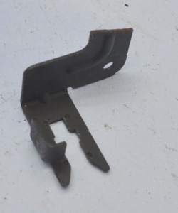 OPEL Corsa C (00-03) 1.4 66KW Halter Halterung am Motor #23333-B203