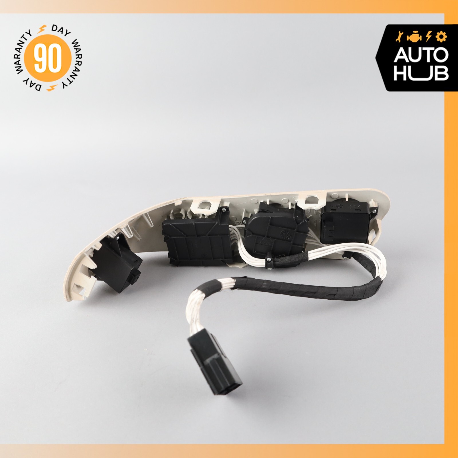 03-13 Maserati Quattroporte M139 Front Right Seat Control Switch OEM 74k