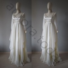 Vintage Chiffon Satin Wedding Dresses Long Sleeve V Neck Full Length Bridal Gown