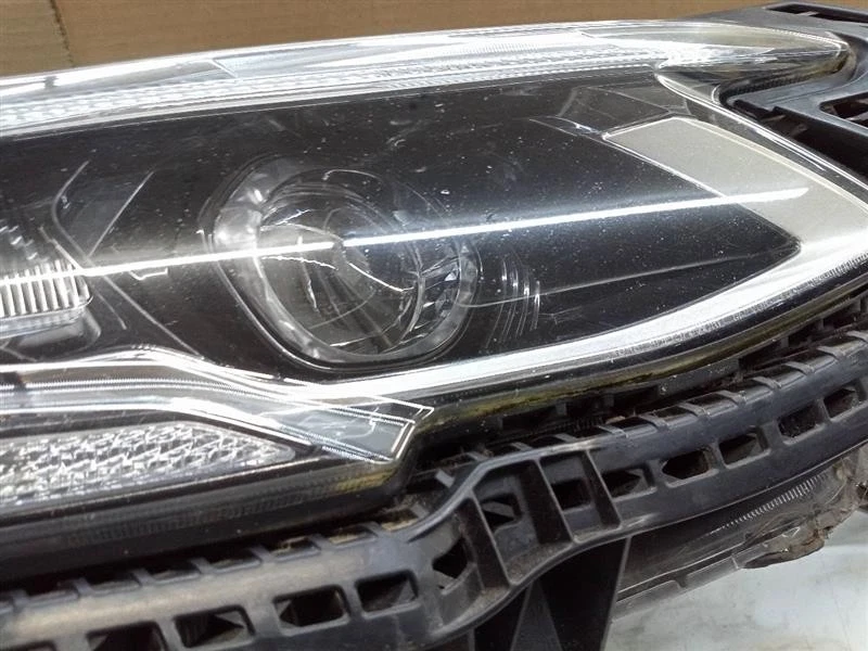 Passenger Headlight LED Without Adaptive Fits 20 LEGACY 150399 - Image 4 of 4
