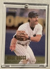1 -1996 FLEER/ SKYBOX  INTERNATIONAL  BASEBALL CARD OF WADE BOGGS # 180