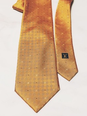 LOUIS VUITTON ネクタイ 黄色 LOUIS VUITTON Logo Tie Men LV Mustard Yellow Genuine Excellent