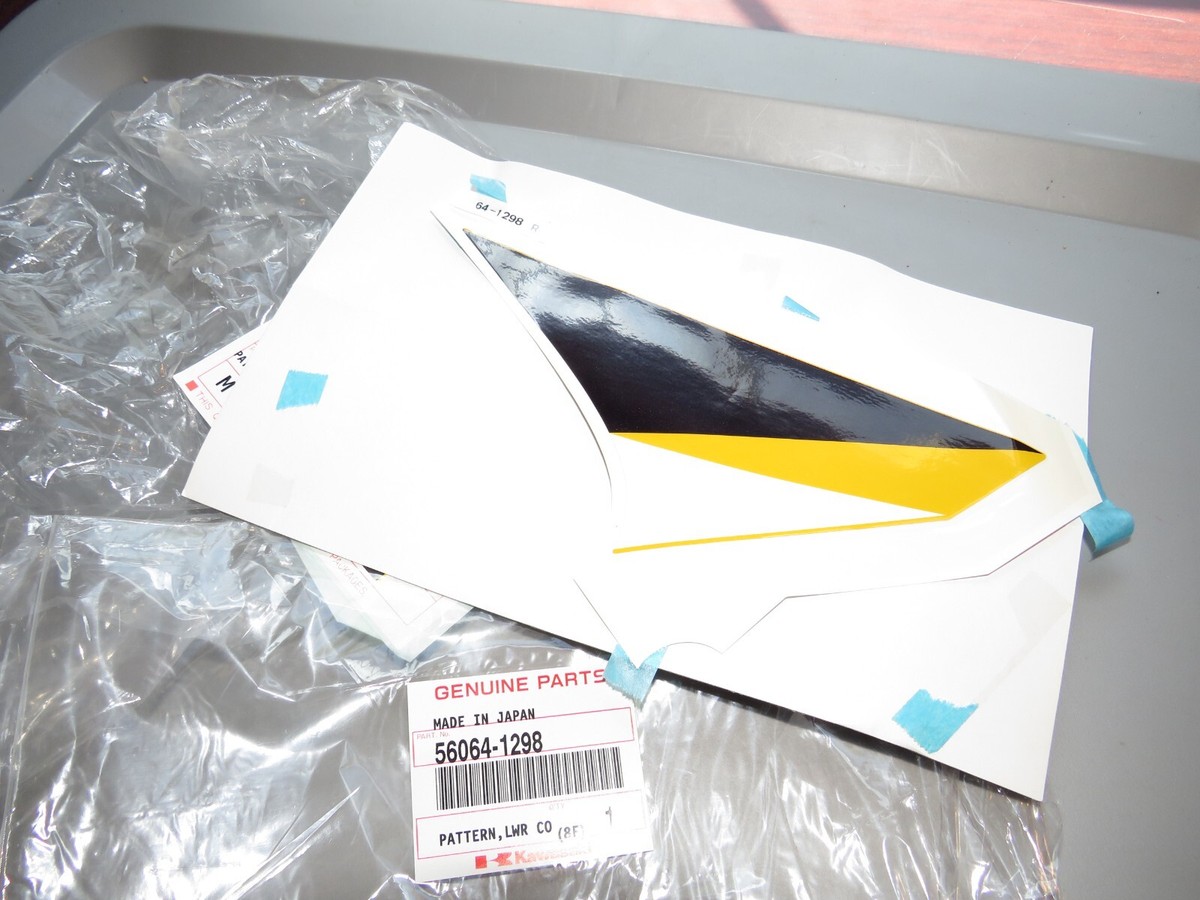 のん NOS Kawasaki ZX600 ZX-6R Ninja-J2 2001 Lower Cowling Decal Genuine
