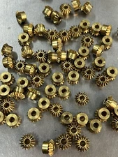 QTY 1 SET BOSTON GEAR G462Y BRASS 32 PITCH 16 TEETH MITER GEAR SET 1:1 RATIO