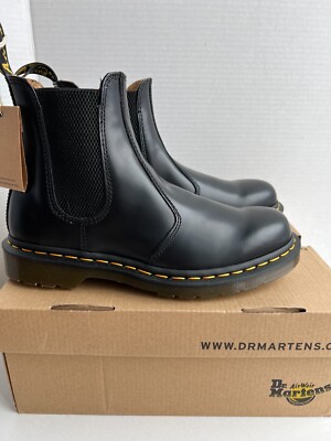 New Dr. Martens 2976 YS Boots Black Smooth Pull On Unisex Chelsea