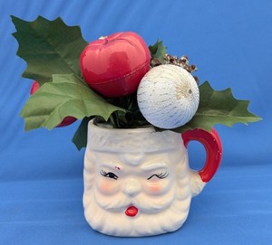 Vintage Ceramic Christmas Santa Mug Holly Display Japan