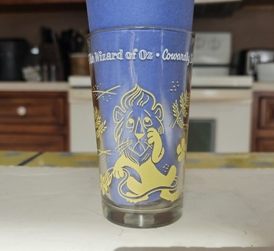 Vintage Wizard of Oz 5oz Glass Tumbler Cowardly Lion Swift & Co. Dorothy Wicked
