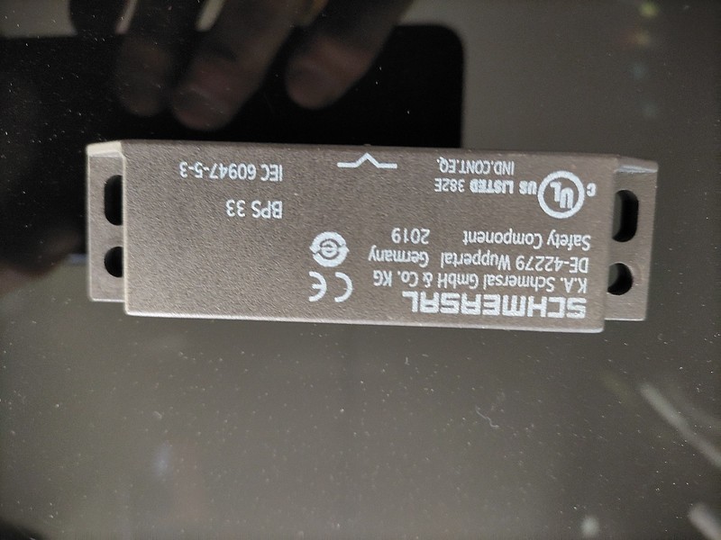 Schmersal Non Contact Safety switch DE-42279, RST 36-1 , 2374