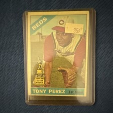 Topps 1965 Tony Perez Cincinnati Reds #72 Rookie Baseball Card. rookie card picture