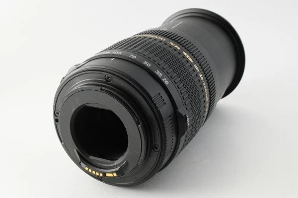 Tamron 28-300 mm F3,5-6,3 Macro LD Di para Canon usado 8/10 Foto 2 de 4