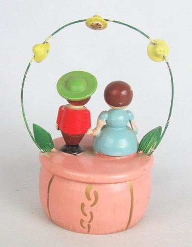 Vintage Painted Wood Germany ? Girl & Boy Under Flower Arbor Figurine - Picture 3 of 6