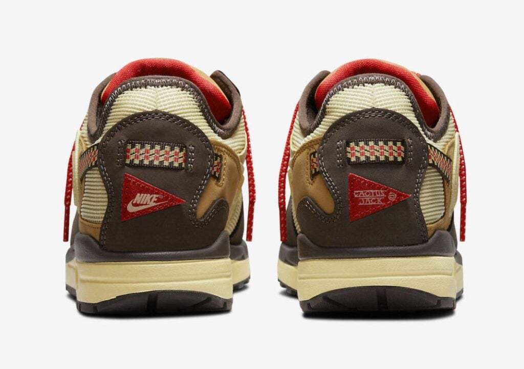 Size 10 - Nike Air Max 1 x Travis Scott Low Baroque Brown Size 10 - Nike Air Max 1 x Travis Scott Low Baroque Brown