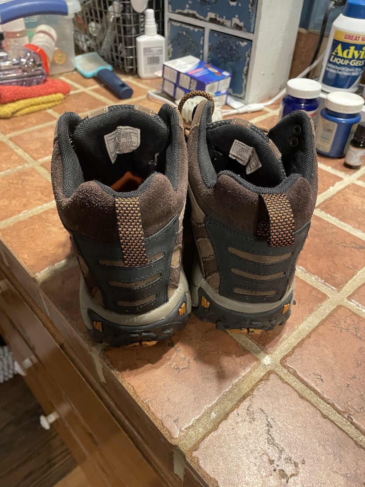 SAOLA Scarpe da trekking Merrell uomo terra scura arancione marrone sneakers taglia 10 5 usate in ottime condizioni