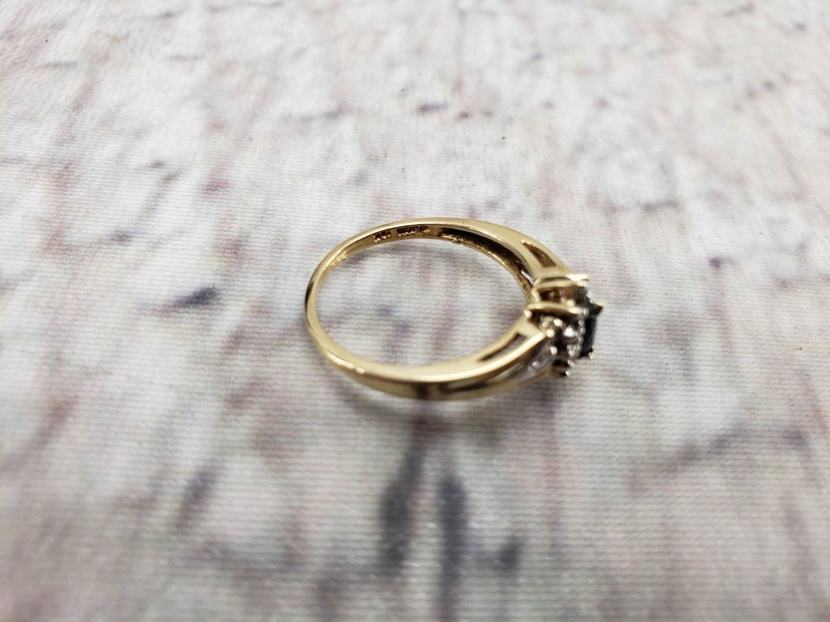 Ring YG Women Sz 6.5 1.60DWT 10K Yellow Gold, Marquise Cut Ring YG Women Sz 6.5 1.60DWT 10K Yellow Gold, Marquise Cut