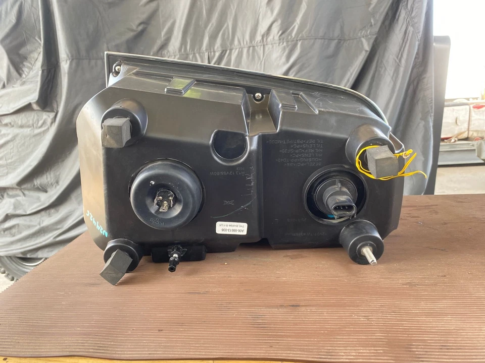 Conjunto de carcaça de farol esquerdo A06-88613-008 para Freightliner  - Imagem 3 de 4