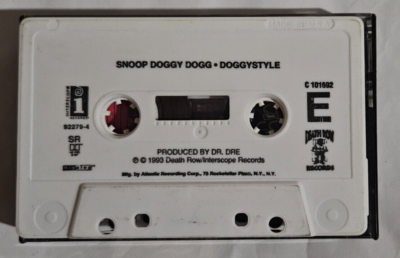 snoop doggy dogg DOGGYSTYLE bmg direct edition CASSETTE TAPE light