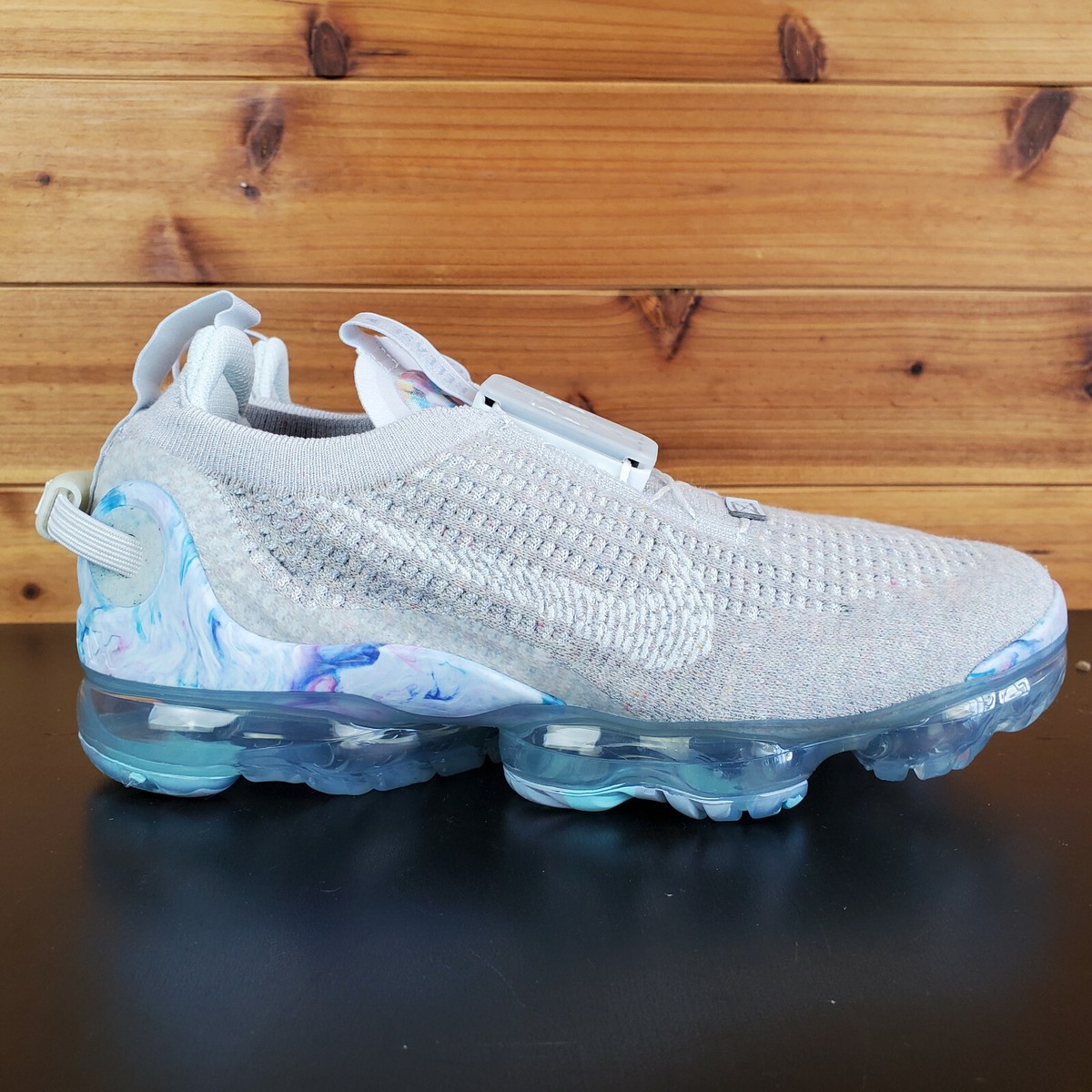 Nike Air VaporMax 2020 Flyknit Summit White Size Women 5.5 Nike Air VaporMax 2020 Flyknit Summit White Size Women 5.5