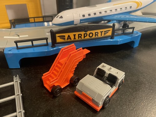 Driven by Battat Airport Playset with Toy Airplane Runway Control Center - Picture 3 of 5