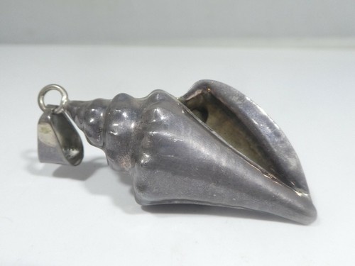 VINTAGE STERLING SILVER CONCH SHELL PENDANT - Picture 7 of 7