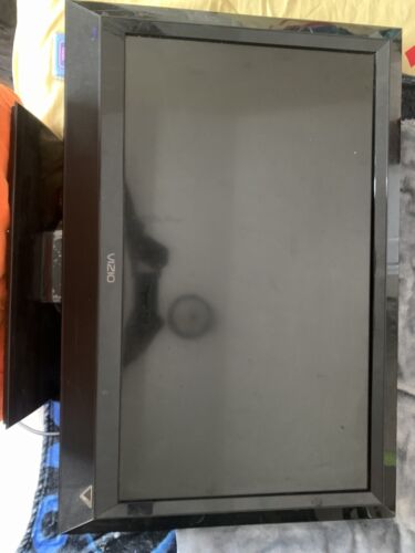 Vizio TV - Picture 7 of 7