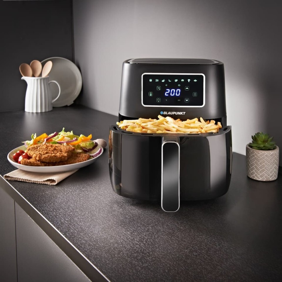 Blaupunkt digital large family air fryer 6l digital touch 8 pre set