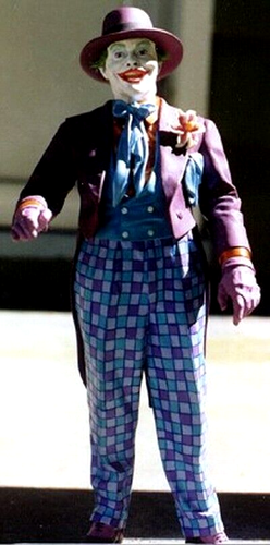 11"JOKER MOVIES VERSION Classic BATMAN Unassembled Unpainted VINYL MODEL KIT 1/6 - Picture 2 of 3