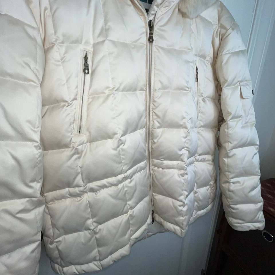 Larry Levine Down Hooded Coat Ivory Quilted Fur Lined Hood - Image 3 of 4