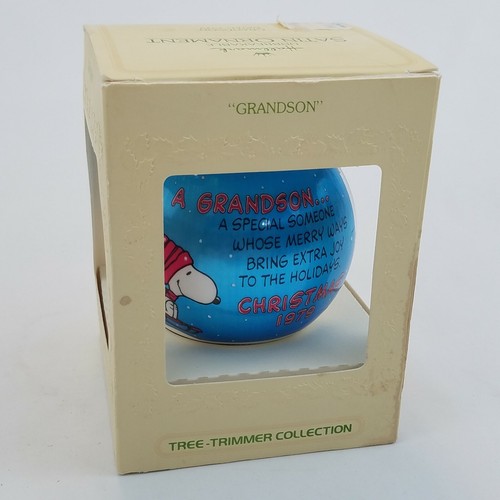 1979 SNOOPY Christmas Hallmark "ENKEL" Baumschneider Satin Kugel Ornament - Bild 1 von 7