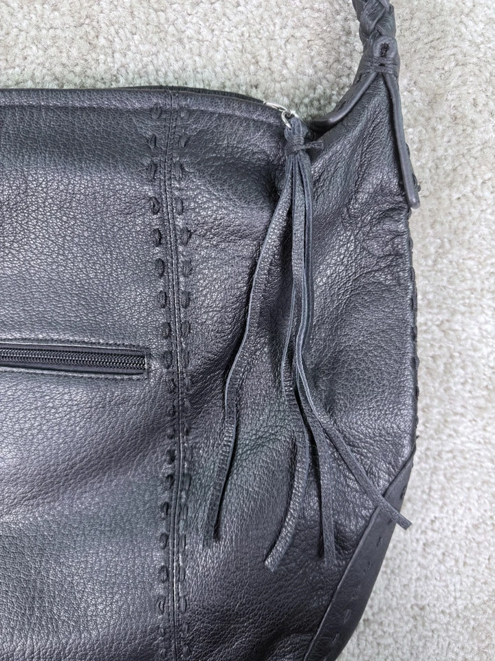 BOLSO HOBO BOLSO DE HOMBRO Y CUERO GENUINO NEGRO CHI BY Carlos Falchi Foto 4 de 4