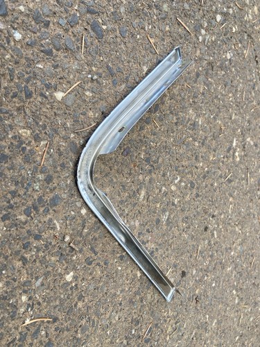 1968-69 Buick Sylark Special Deluxe, GS 350 Front Fender Trim RH 1394248 OEM - Bild 3 von 8