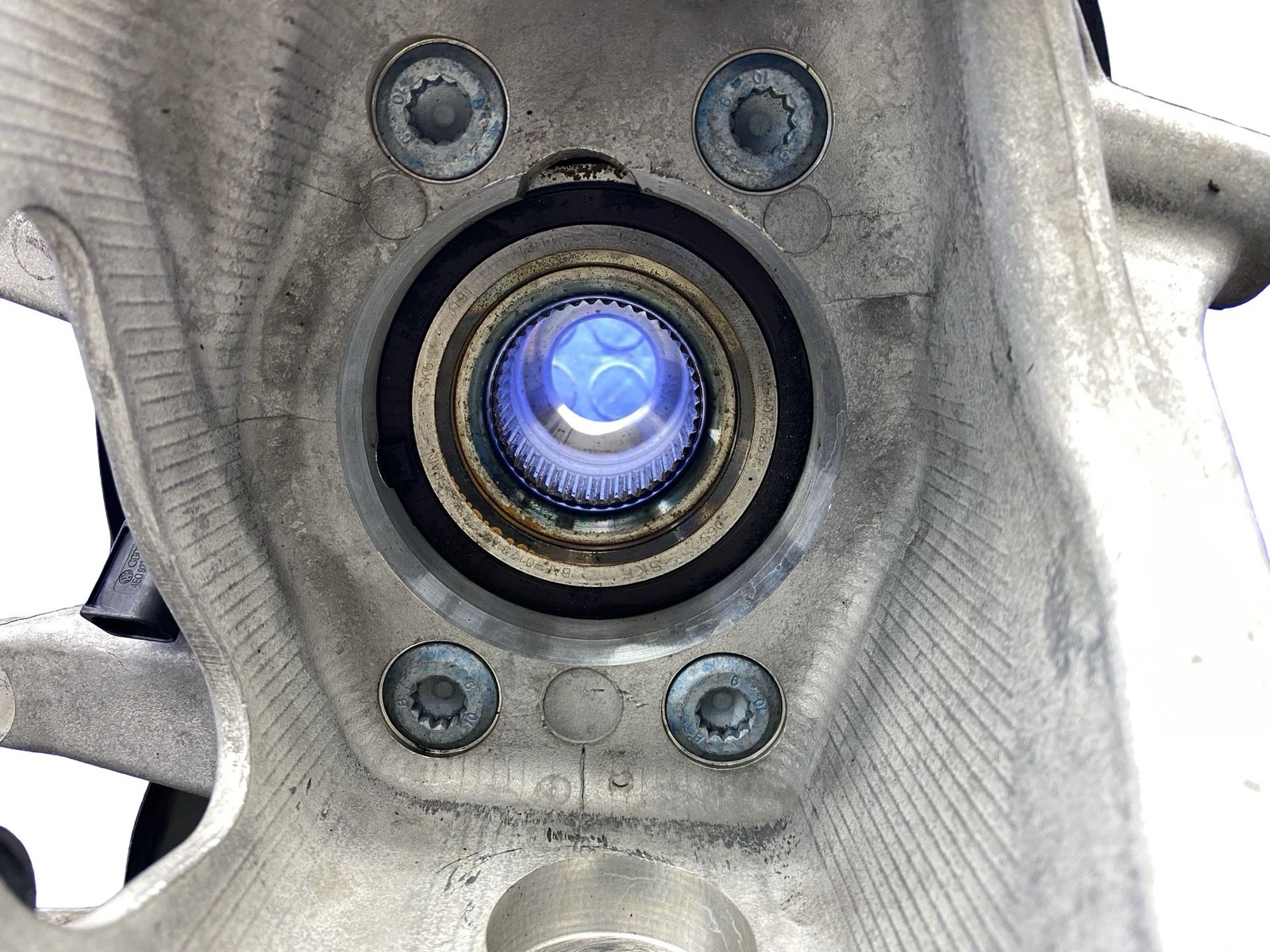 2017-2023 AUDI R8 V10 4S RWS OEM RWD 5.2L REAR RIGHT SPINDLE KNUCKLE HUB BEARING