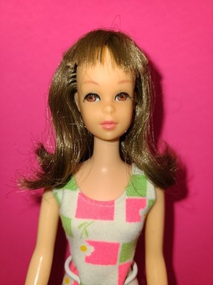 Vintage 1965 Brunette Francie Barbie #1130 Eyelashes Bend Legs Japan