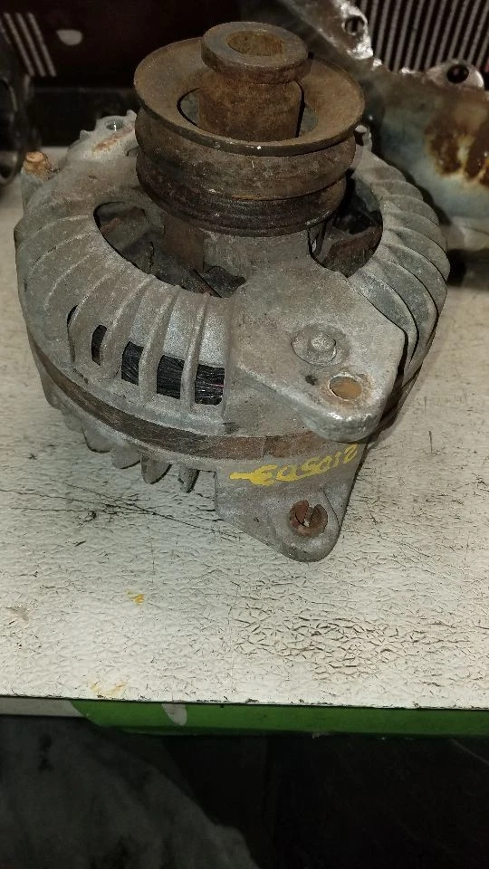 1968 年普利茅斯 Fury 318 V8 交流发电机 — 第 4/4 张图片