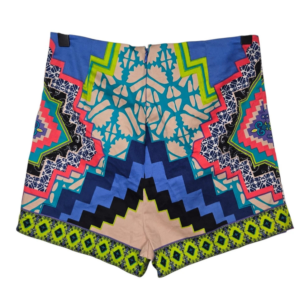 Pantalones Cortos Flying Tomato Mujer Boho Festival Colorido Estampado Geo Cintura Alta Pequeños Foto 2 de 4